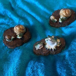 Vintage
Ceramic Frog and Snail Figurines